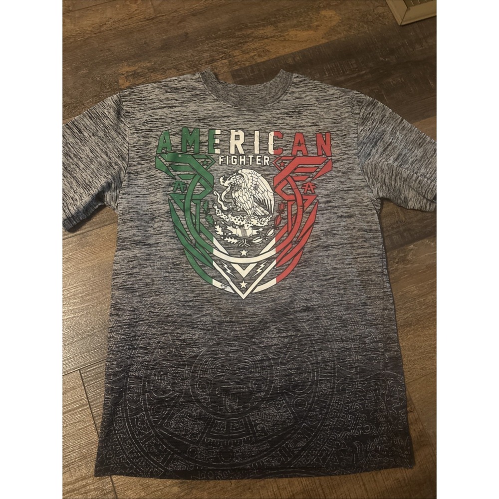 Boys‎ Youth Medium American Fighter T-shirt Gray Red Green White Short Sleeve